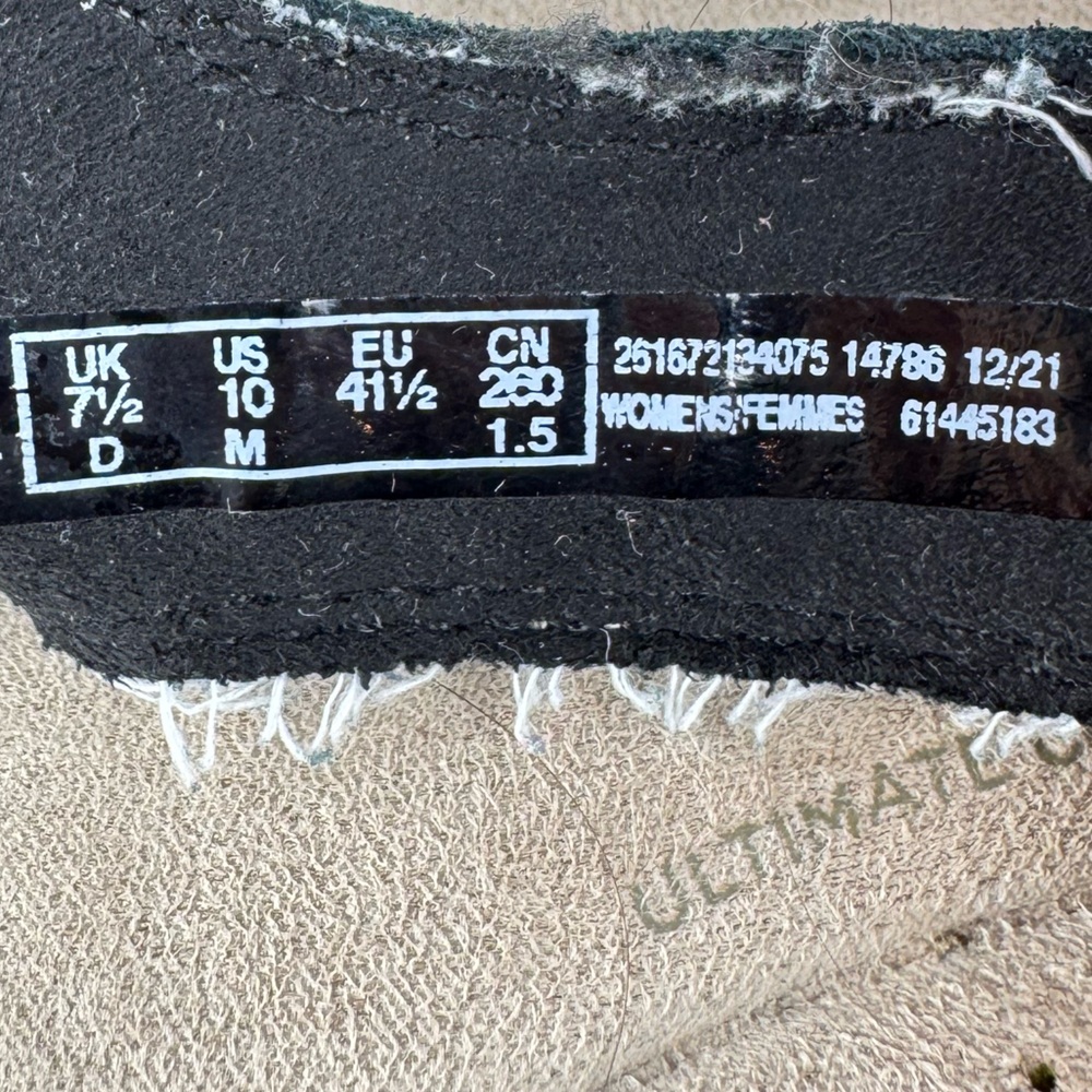 Clarks Amanda Sprint Adjustable Sandals in Black Suede - Picture 9 of 9